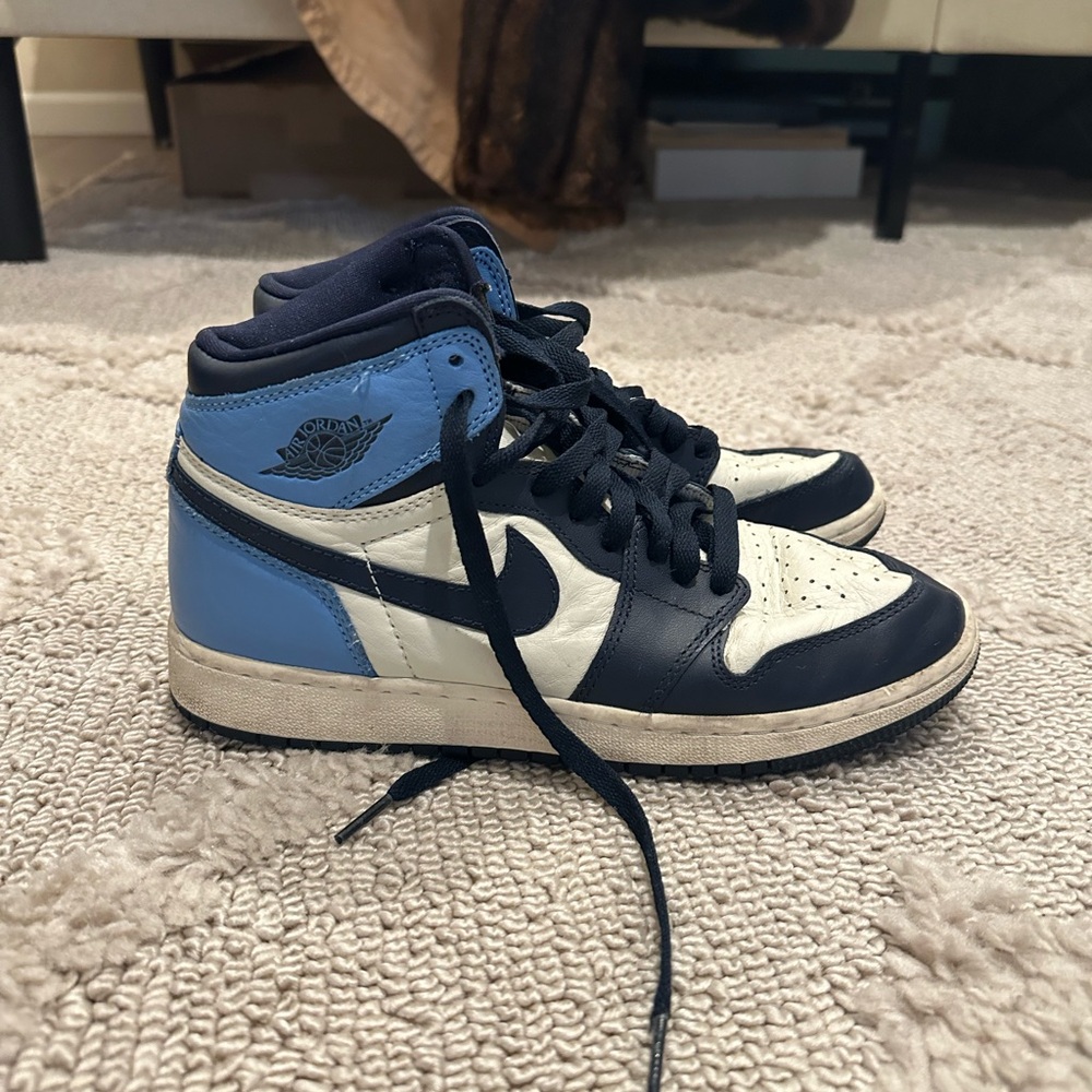 Nike Jordan 1 Retro High Top Obsidian